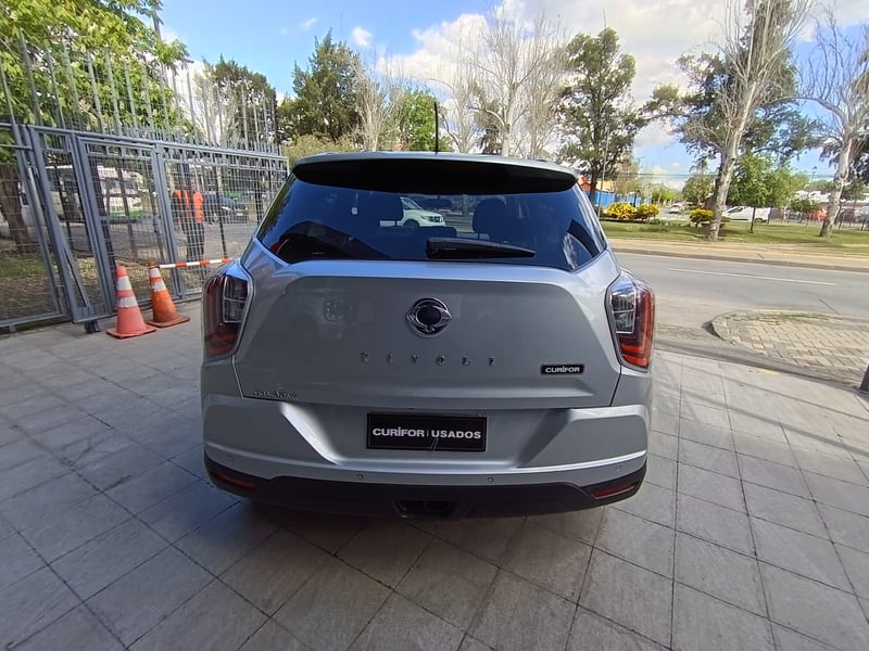 SsangYong TIVOLI 1.6 LIMITED AT 2022 - Imagen 6 de 15