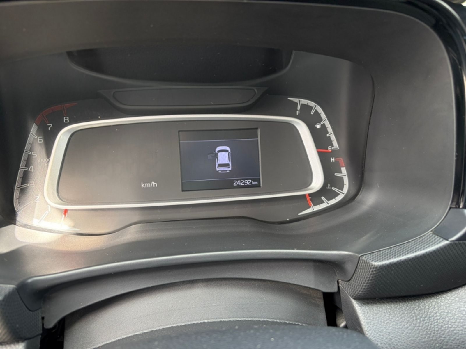 KIA SONET 1.5 EX MT 2024 - Imagen 9 de 11