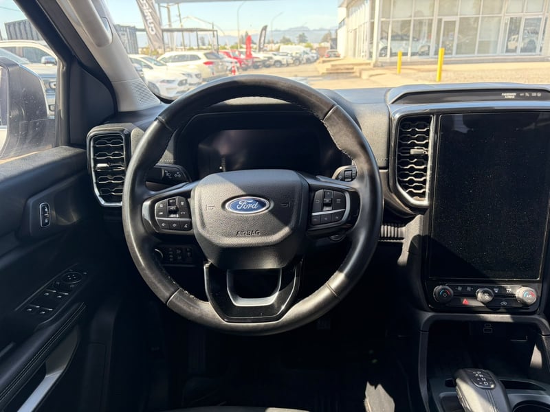 Ford RANGER 3.0 LIMITED AT 4X4 DIESEL 2024 - Imagen 6 de 10