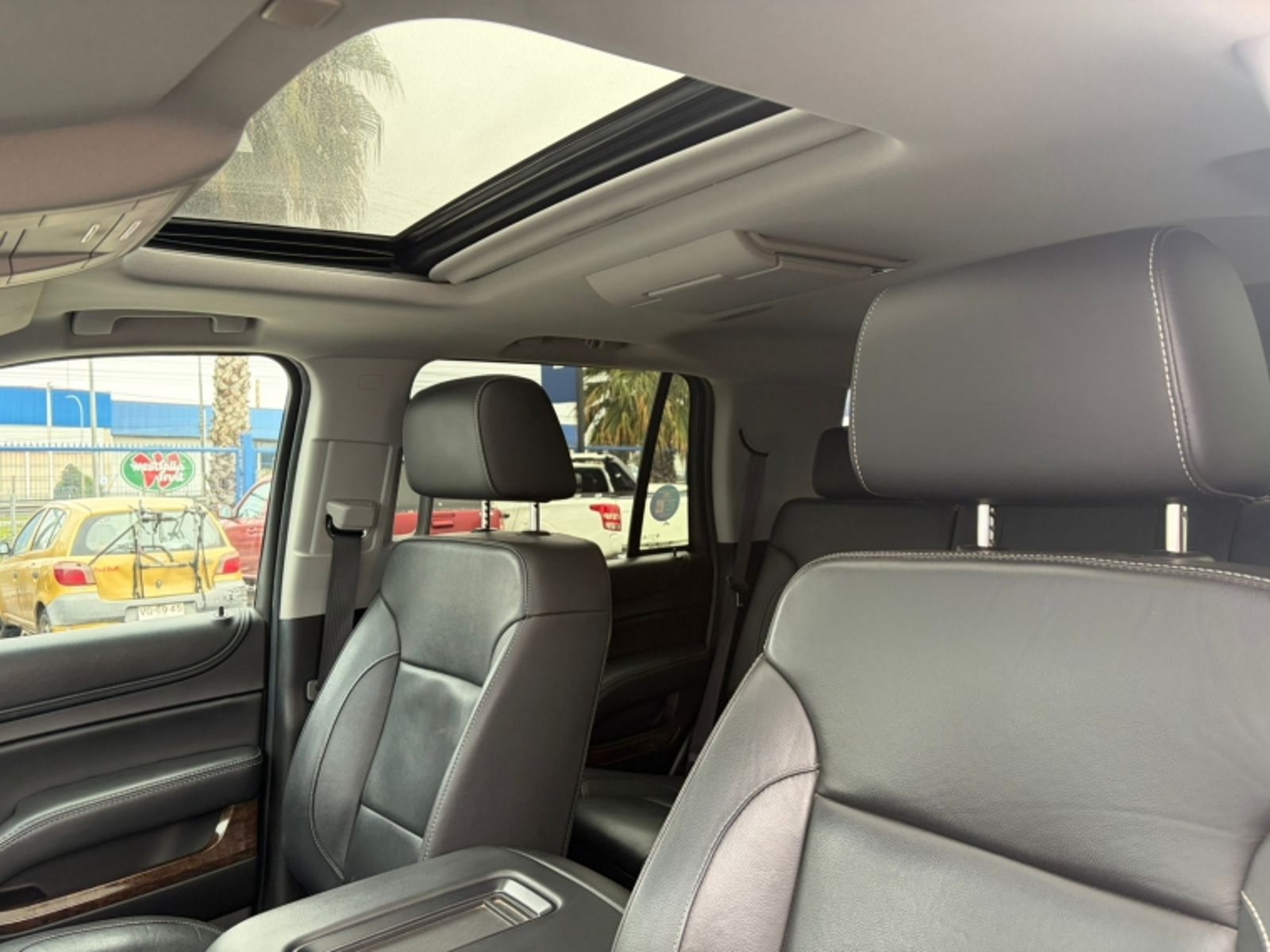 CHEVROLET TAHOE 5.3 LT AT 4X4 2018 - Imagen 10 de 15