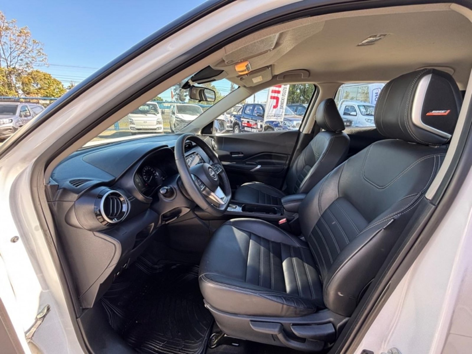 NISSAN KICKS 1.6 EXCLUSIVE AT 2024 - Imagen 10 de 15