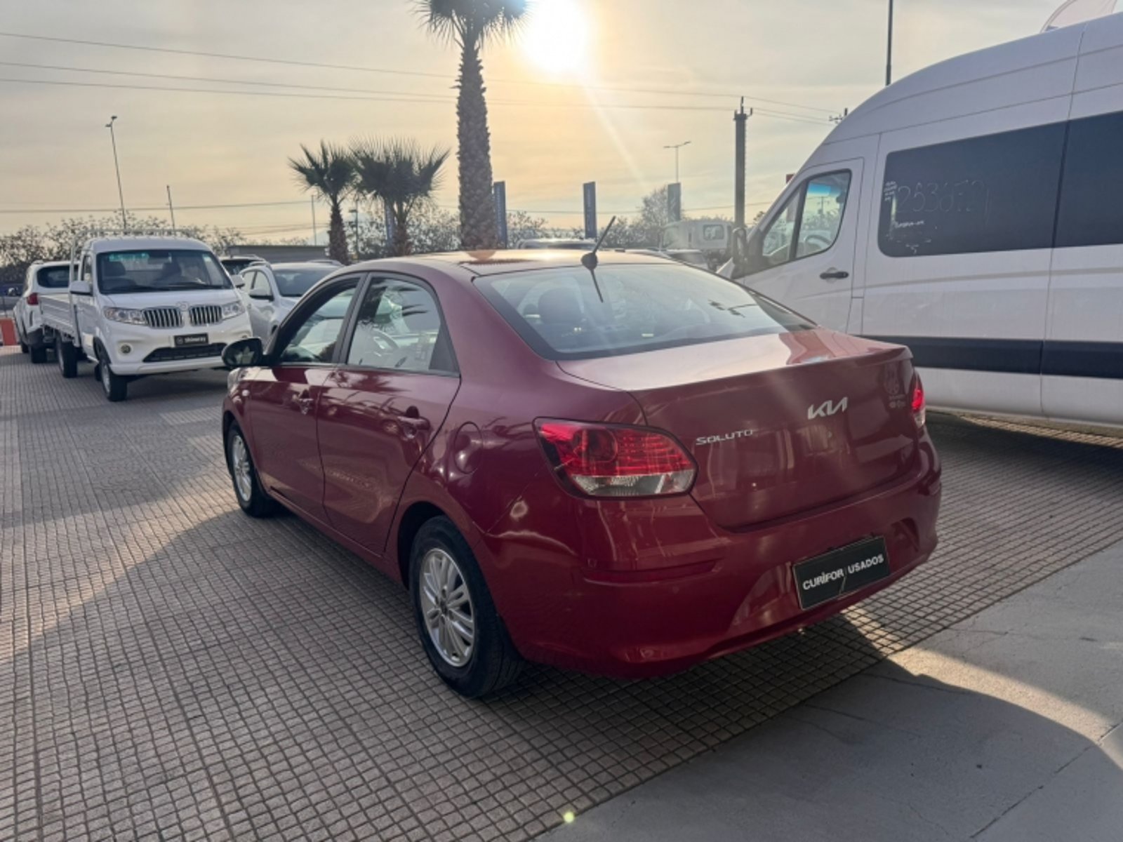 Kia SOLUTO 1.4 LX AC MT 2024 - Imagen 6 de 13