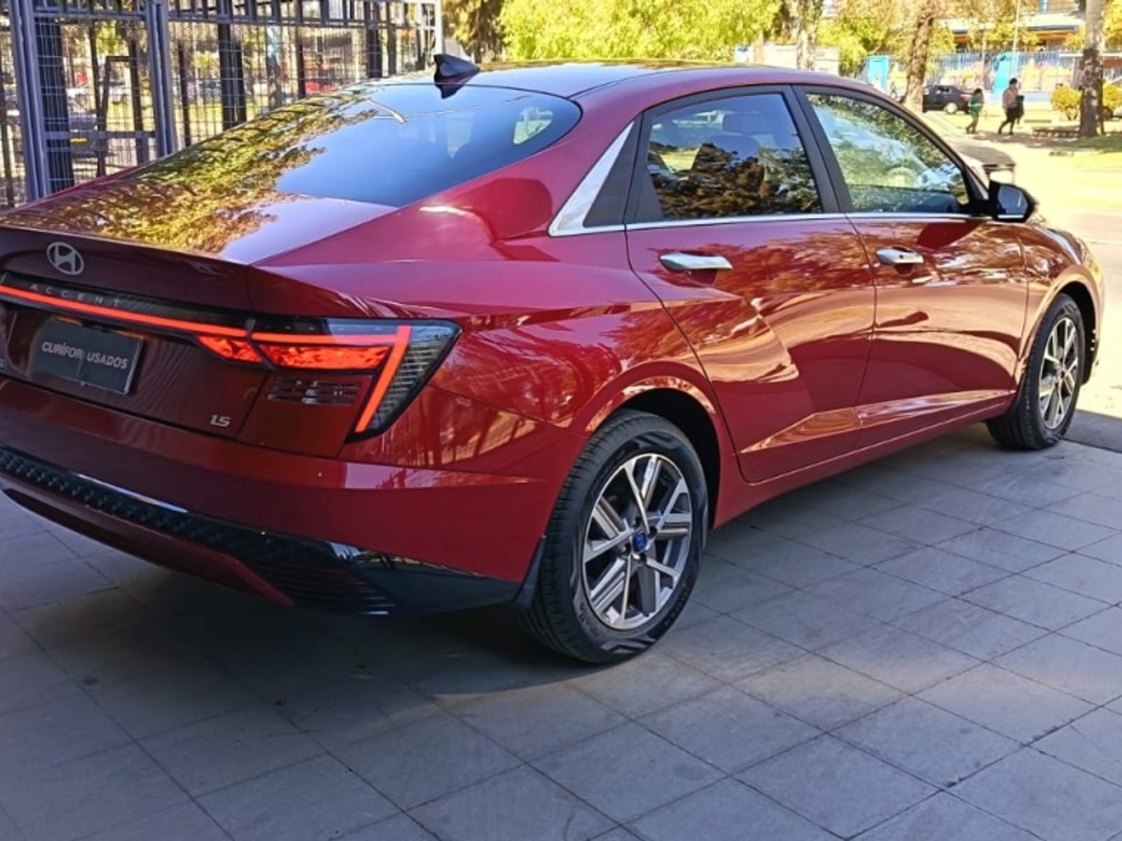 HYUNDAI ACCENT BN7I MPI CVT 1.5 AT 2025 - Imagen 7 de 14
