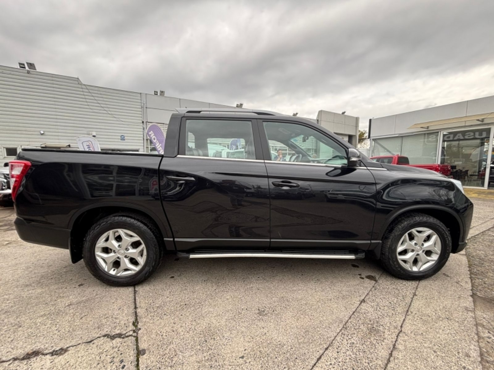SSANGYONG MUSSO 2.2 LIMITED PLUS 4X4 DIESEL AT 2024 - Imagen 16 de 18