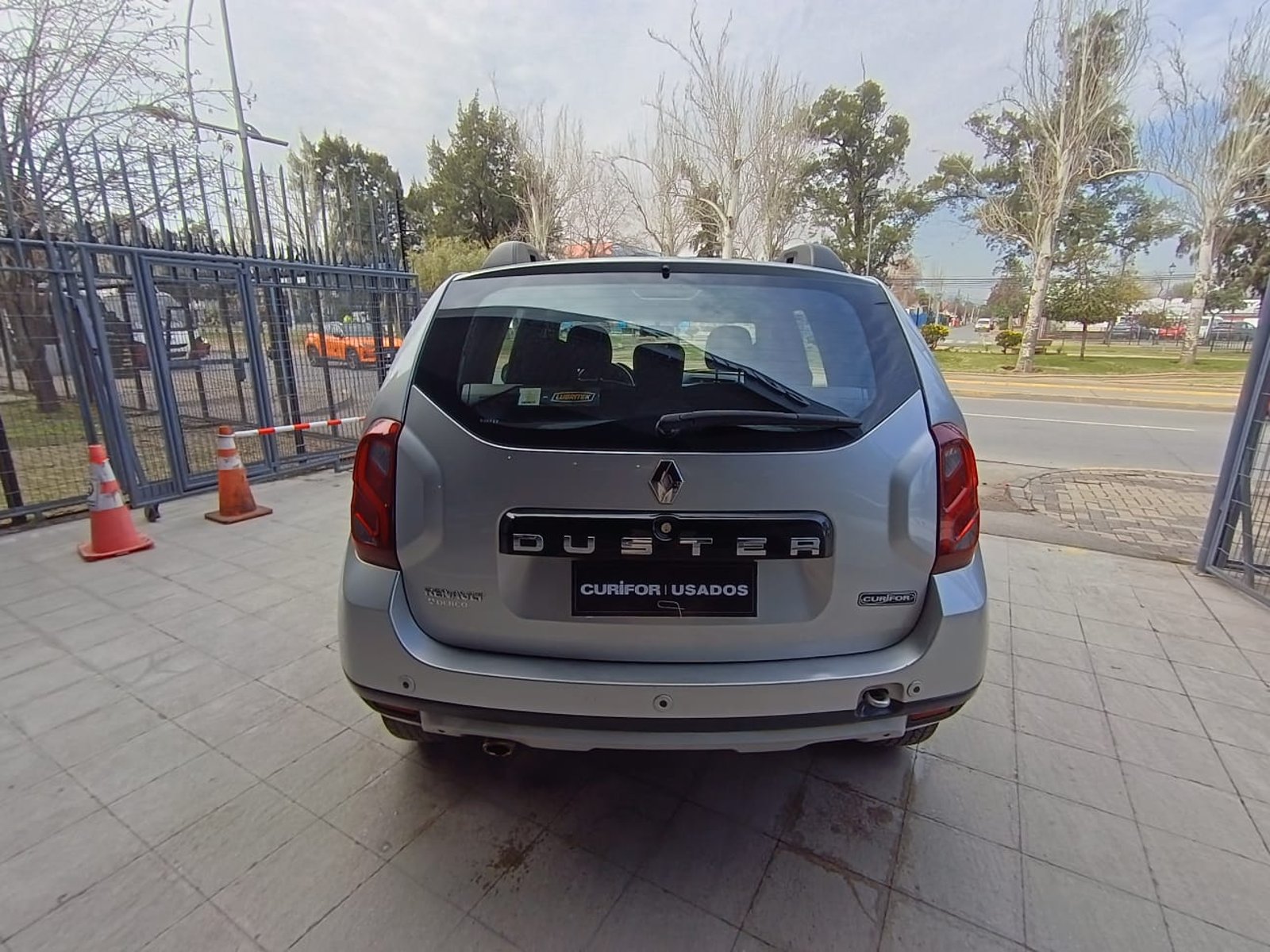 Renault DUSTER 1.6 ZEN MT 2018 - Imagen 6 de 14