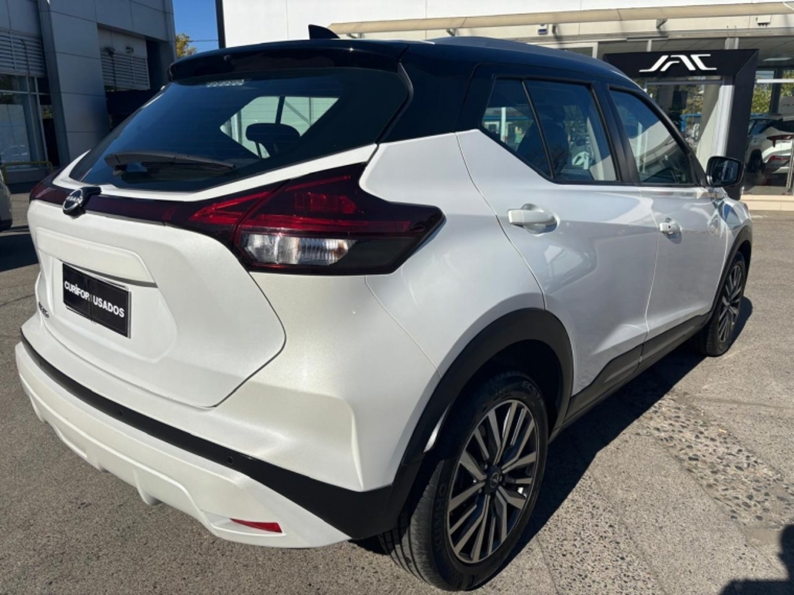 NISSAN KICKS 1.6 EXCLUSIVE AT 2024 - Imagen 4 de 15