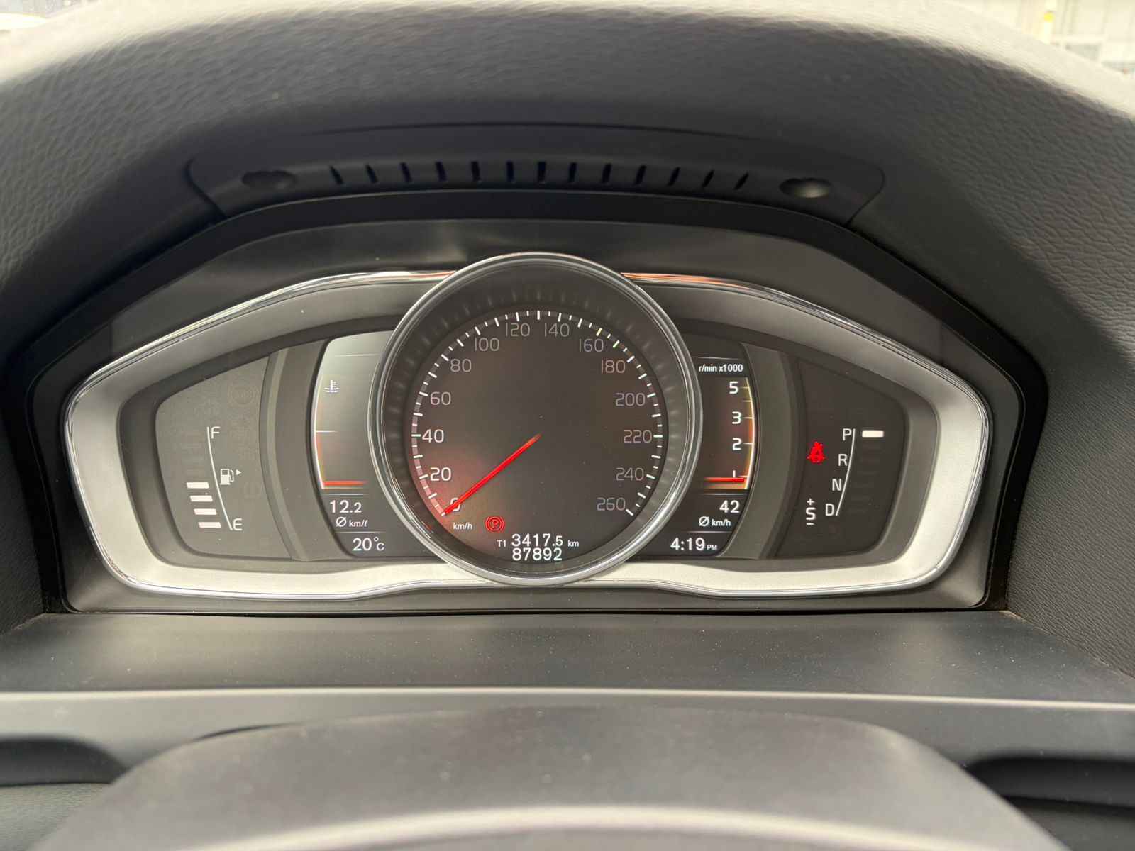 Volvo S60 2.0 D4 CROSS COUNTRY PLUS AT 4X4 DIESEL 2019 - Imagen 9 de 10