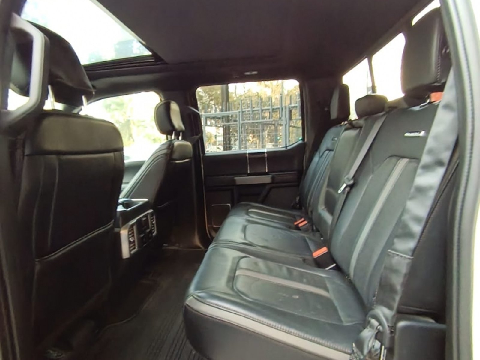 Ford F-150 PLATINUM 3.5 2020 - Imagen 9 de 14