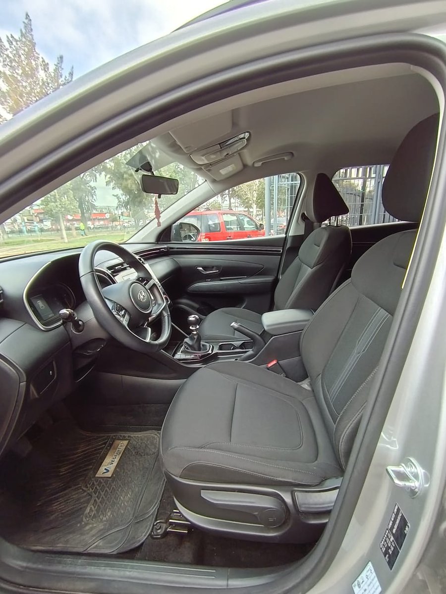 Hyundai TUCSON 2.0 NX4 PLUS MT 2024 - Imagen 12 de 15