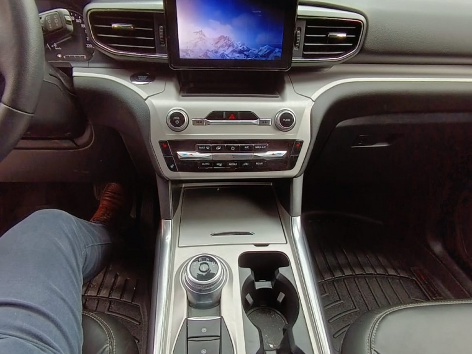 FORD EXPLORER 2.3 XLT AT 4X4 2025 - Imagen 12 de 15