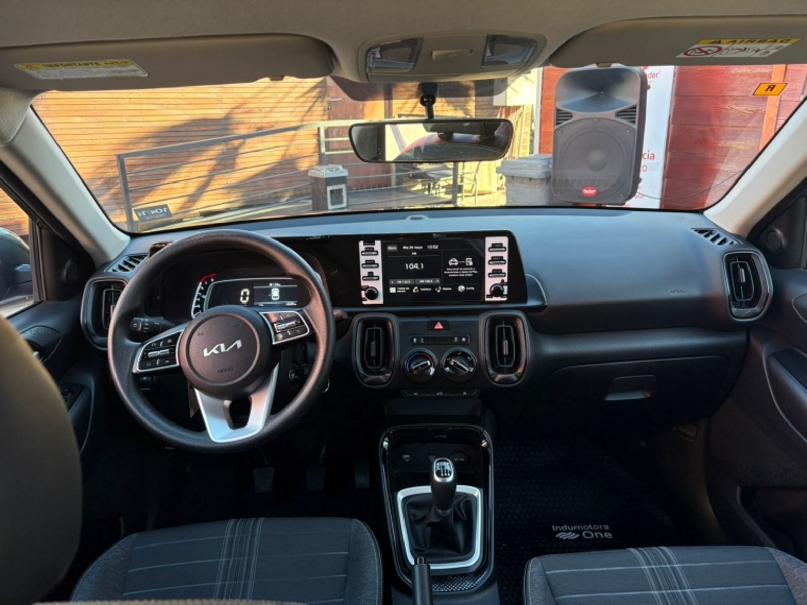 Kia SONET 1.5 EX MT 2025 - Imagen 11 de 15