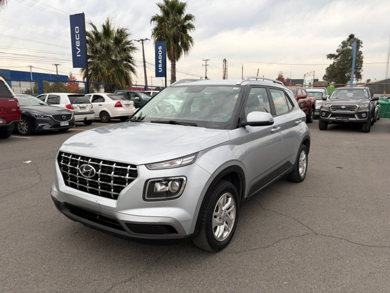 HYUNDAI VENUE 1.6 QX PLUS MT 2022 - Imagen 11 de 11