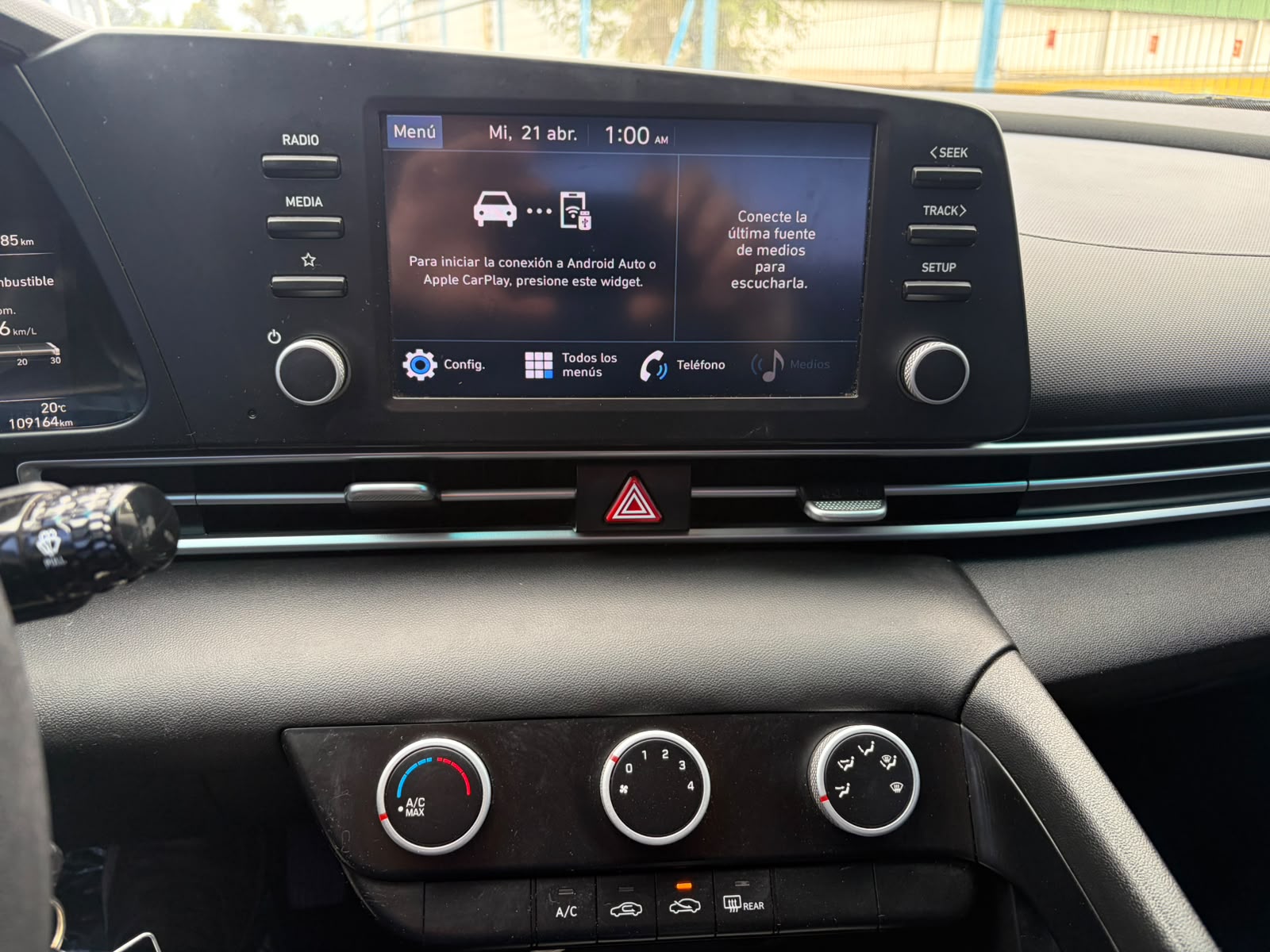 Hyundai ELANTRA 1.6 CN7 MT 2021 - Foto 2 de 2