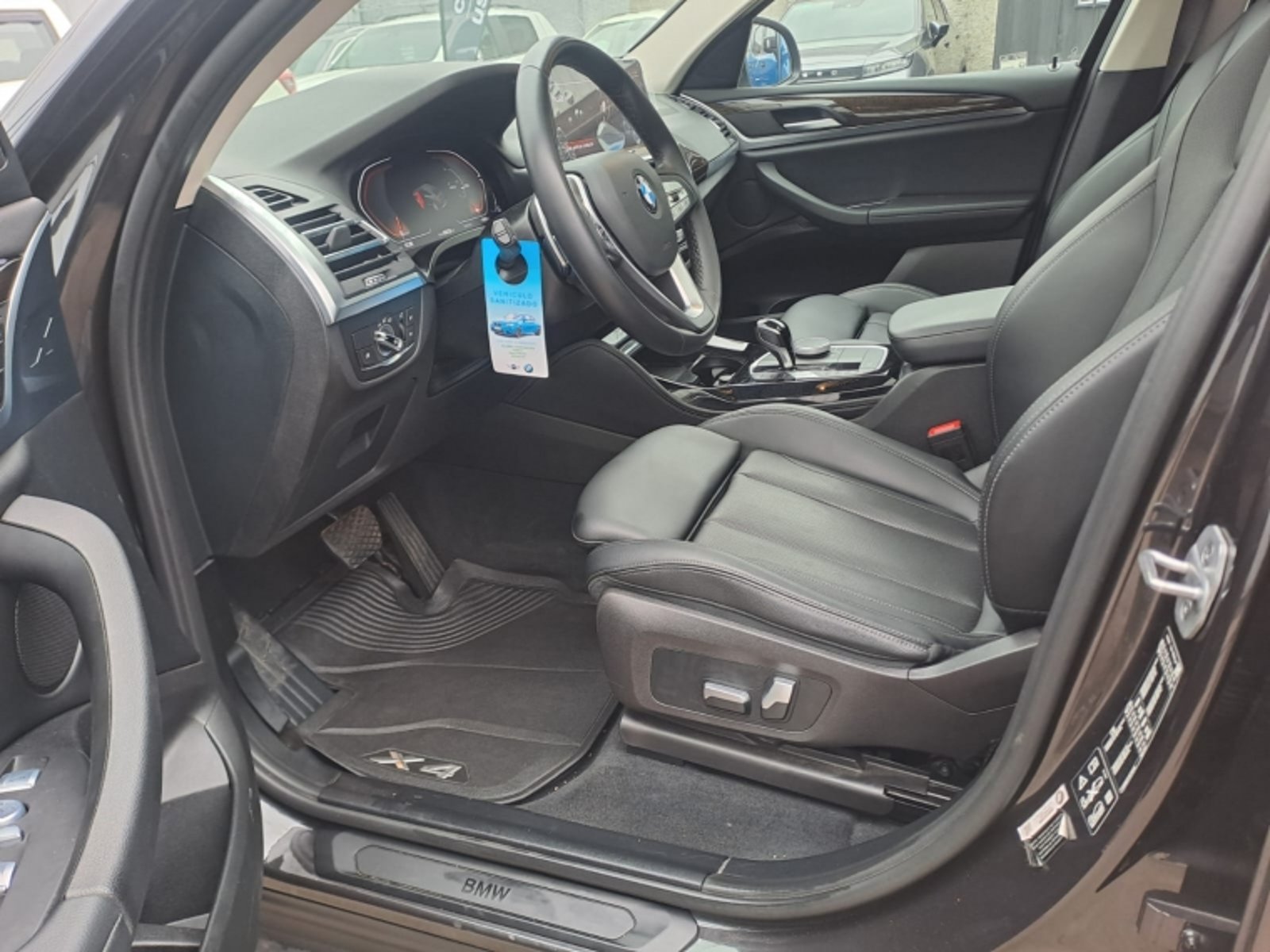BMW X4 XDRIVE20D 4X4 2.0 AT 2023 - Imagen 4 de 13