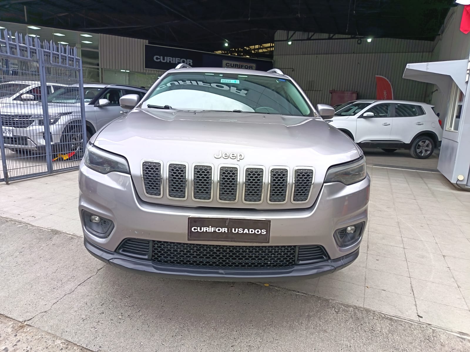 Jeep CHEROKEE 2.4 LONGITUDE AT 2020 - Foto 2 de 16