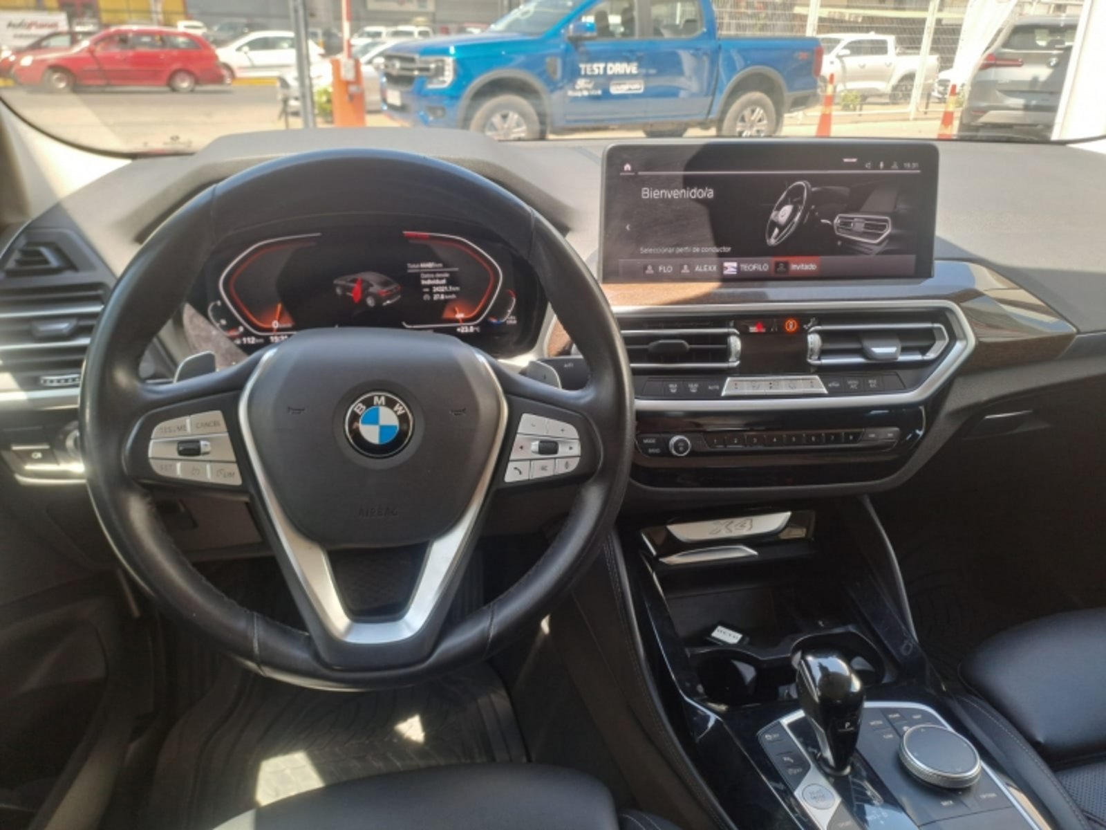 BMW X4 2.0 XDRIVE30I HERITAGE LCI AT 4X4 2023 - Foto 3 de 14