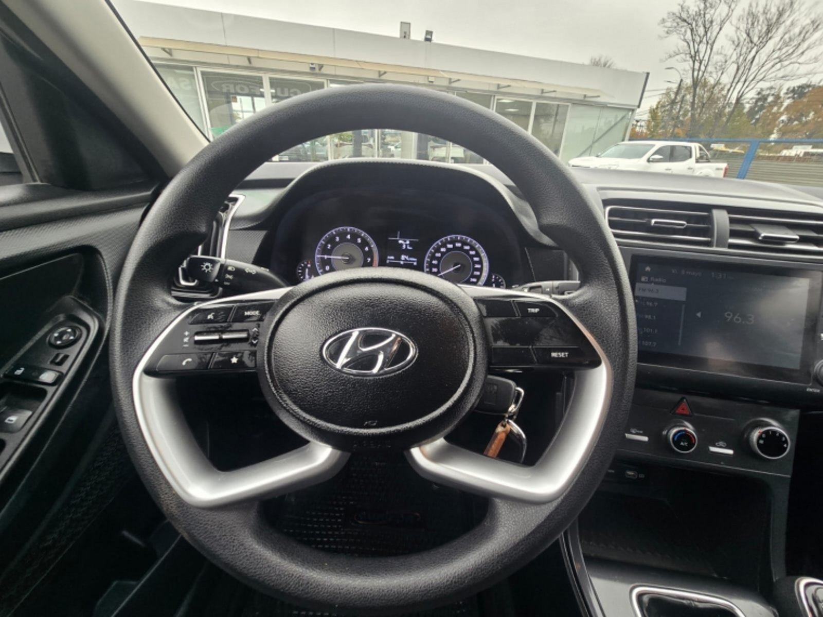 Hyundai CRETA 1.5 SU2I PLUS MT 2024 - Imagen 12 de 13