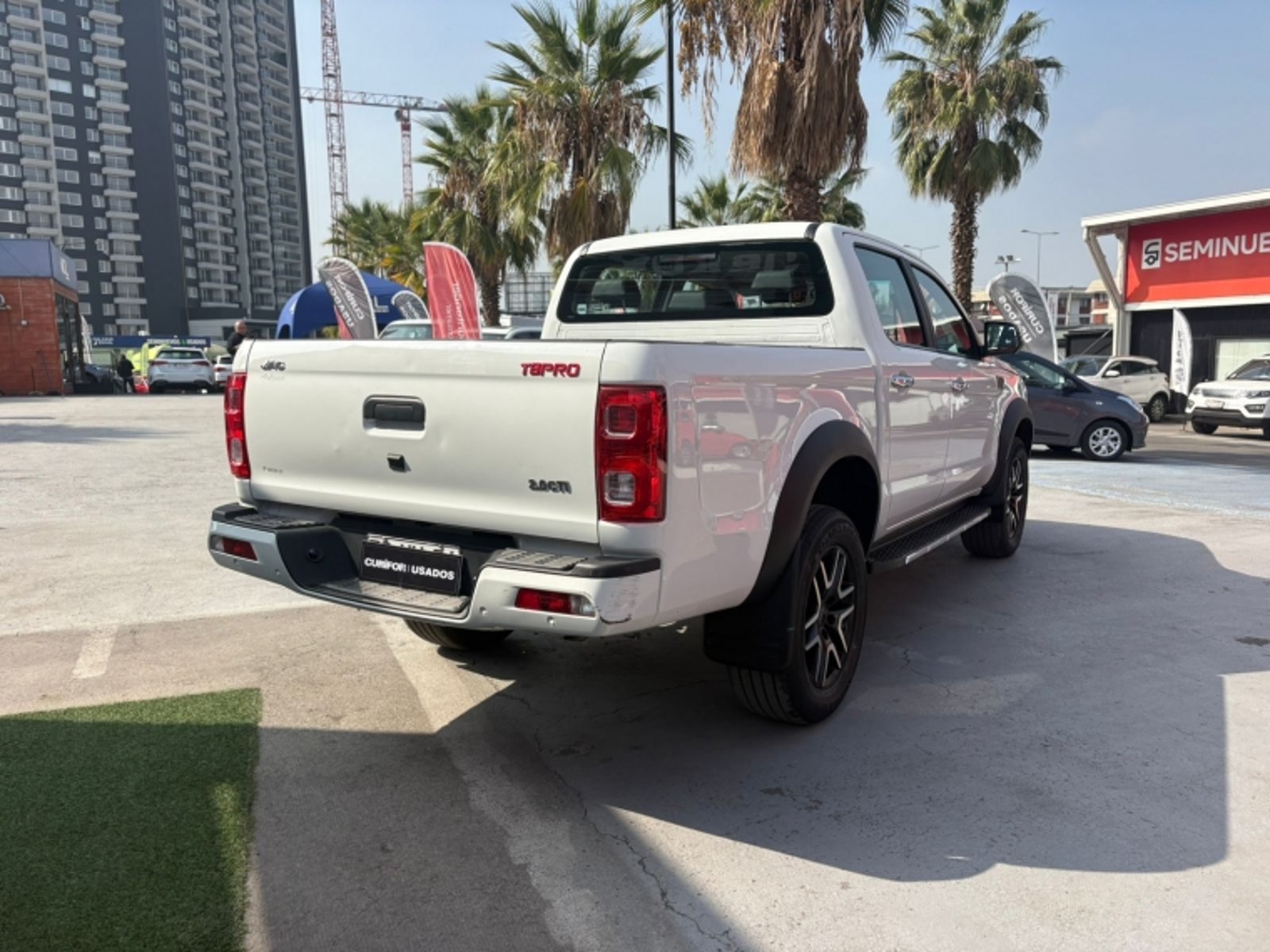 JAC T8 PRO 2.0 LUXURY 4X2 DIESEL MT 4P 2024 - Imagen 4 de 13