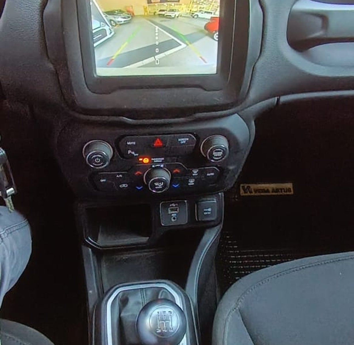 Jeep RENEGADE 1.8 SPORT LX MT 2022 - Imagen 9 de 11