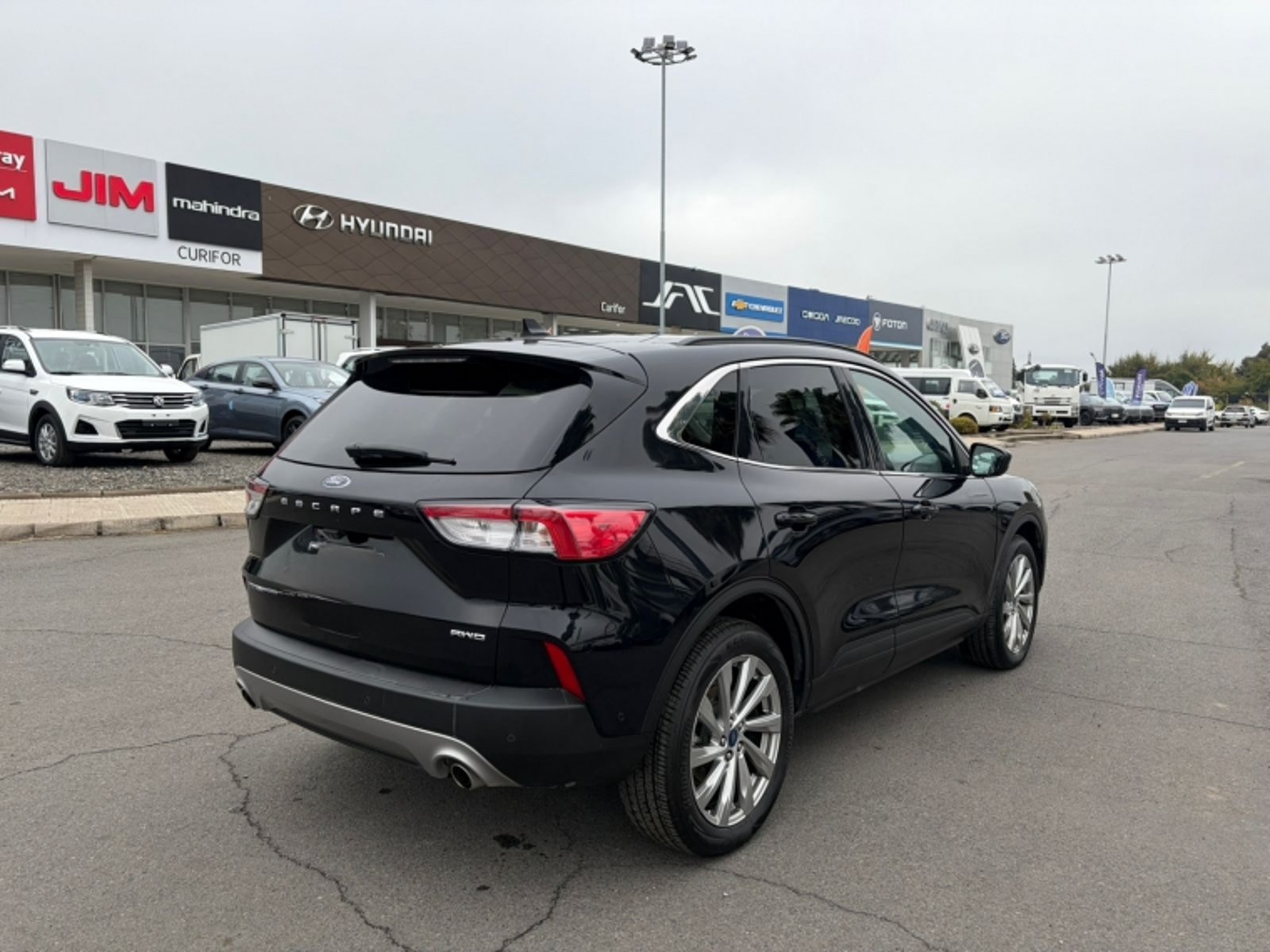 Ford ESCAPE TITANIUM AWD 2.0 AUT 2023 - Foto 2 de 13