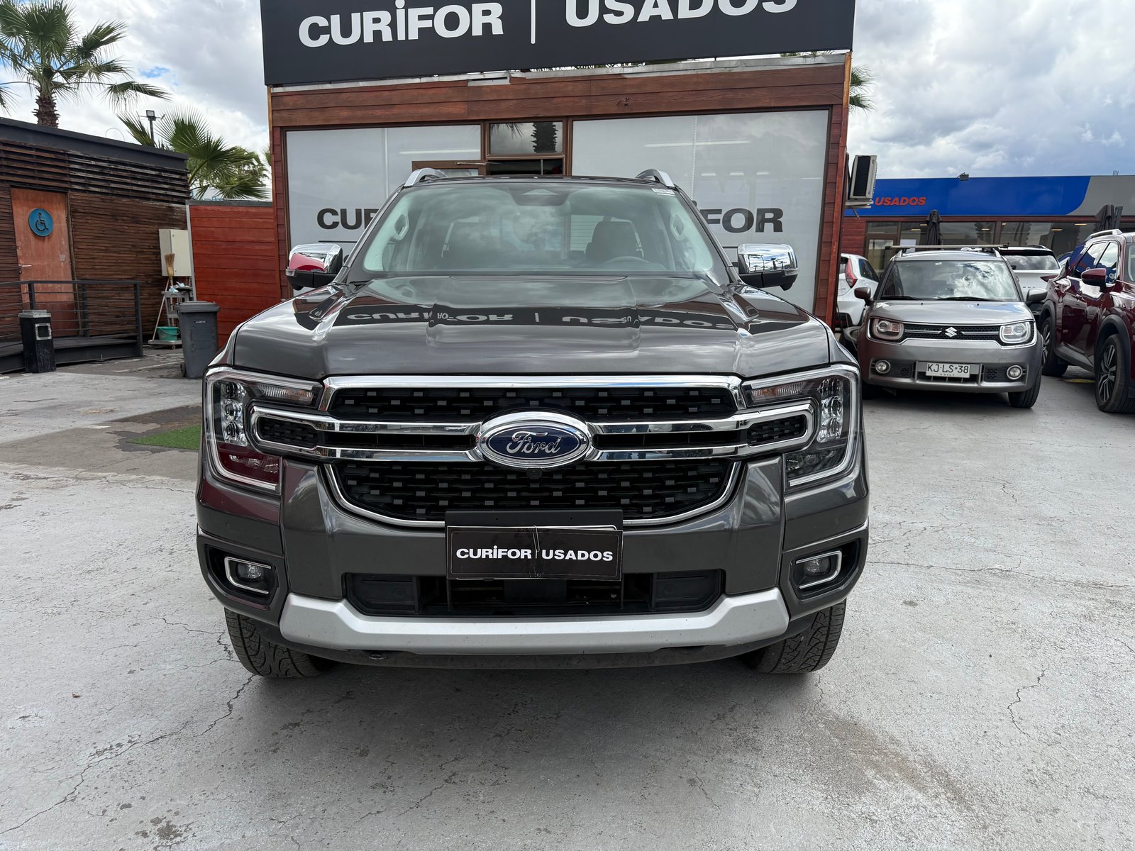 Ford RANGER 3.0 LIMITED AT 4X4 DIESEL 2025 - Foto 2 de 17
