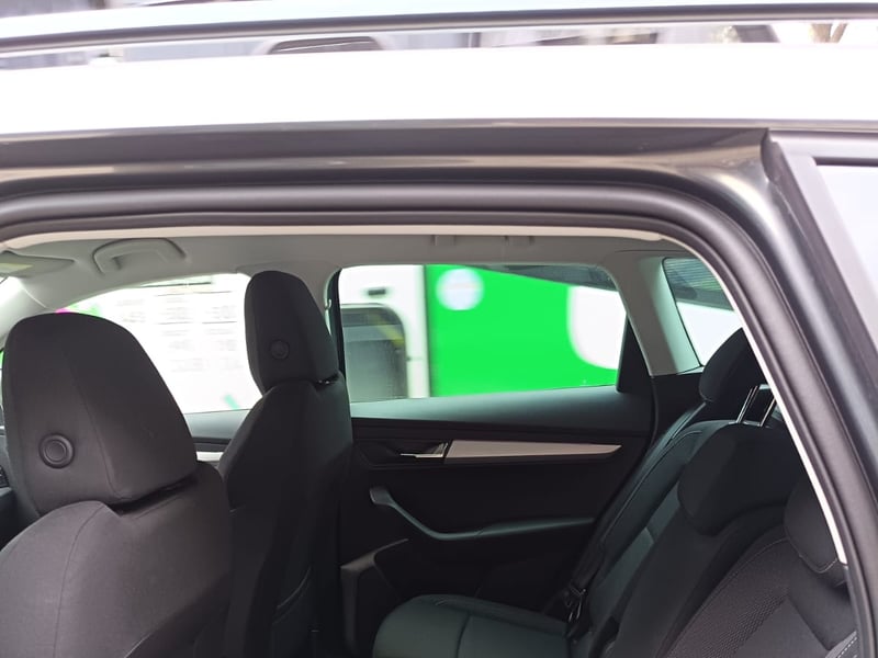 Skoda KAROQ 1.4 TSI SELECTION AT 2026 - Imagen 10 de 13