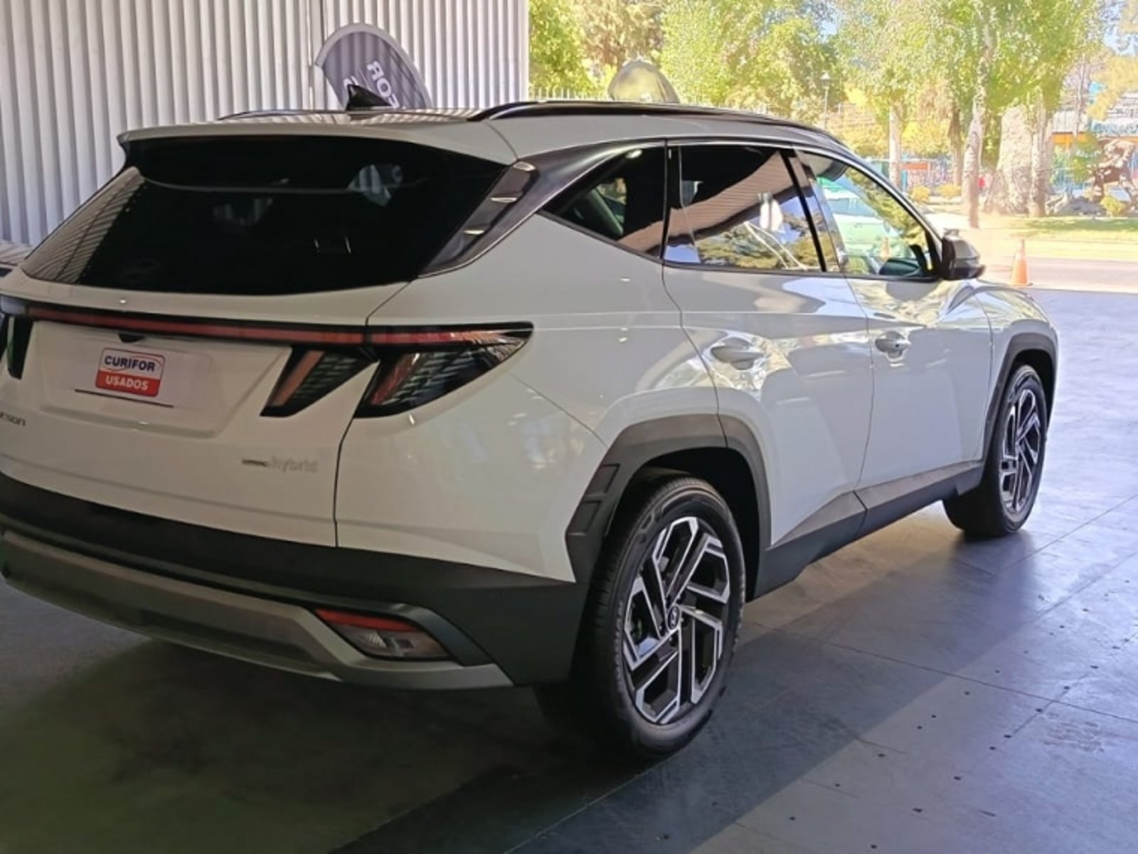 Hyundai TUCSON 1.6 T NX4 LIMITED AT 4X4 HIBRIDO 2026 - Foto 5 de 14