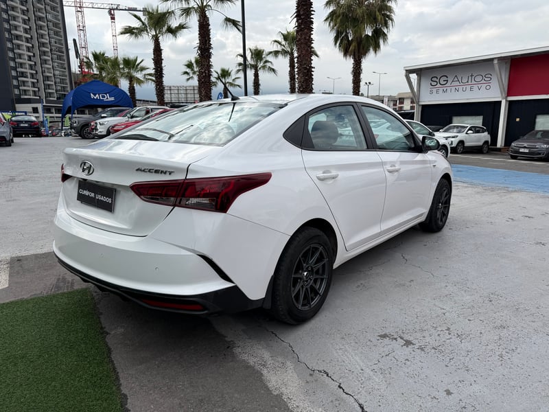 Hyundai ACCENT 1.4 HCI PLUS MT 2023 - Imagen 7 de 15