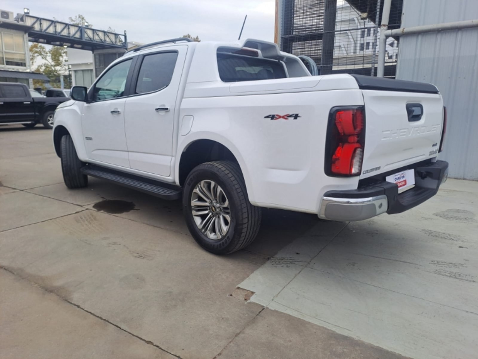 Chevrolet COLORADO 2.8 HIGH COUNTRY AT 4X4 DIESEL 2026 - Imagen 7 de 15