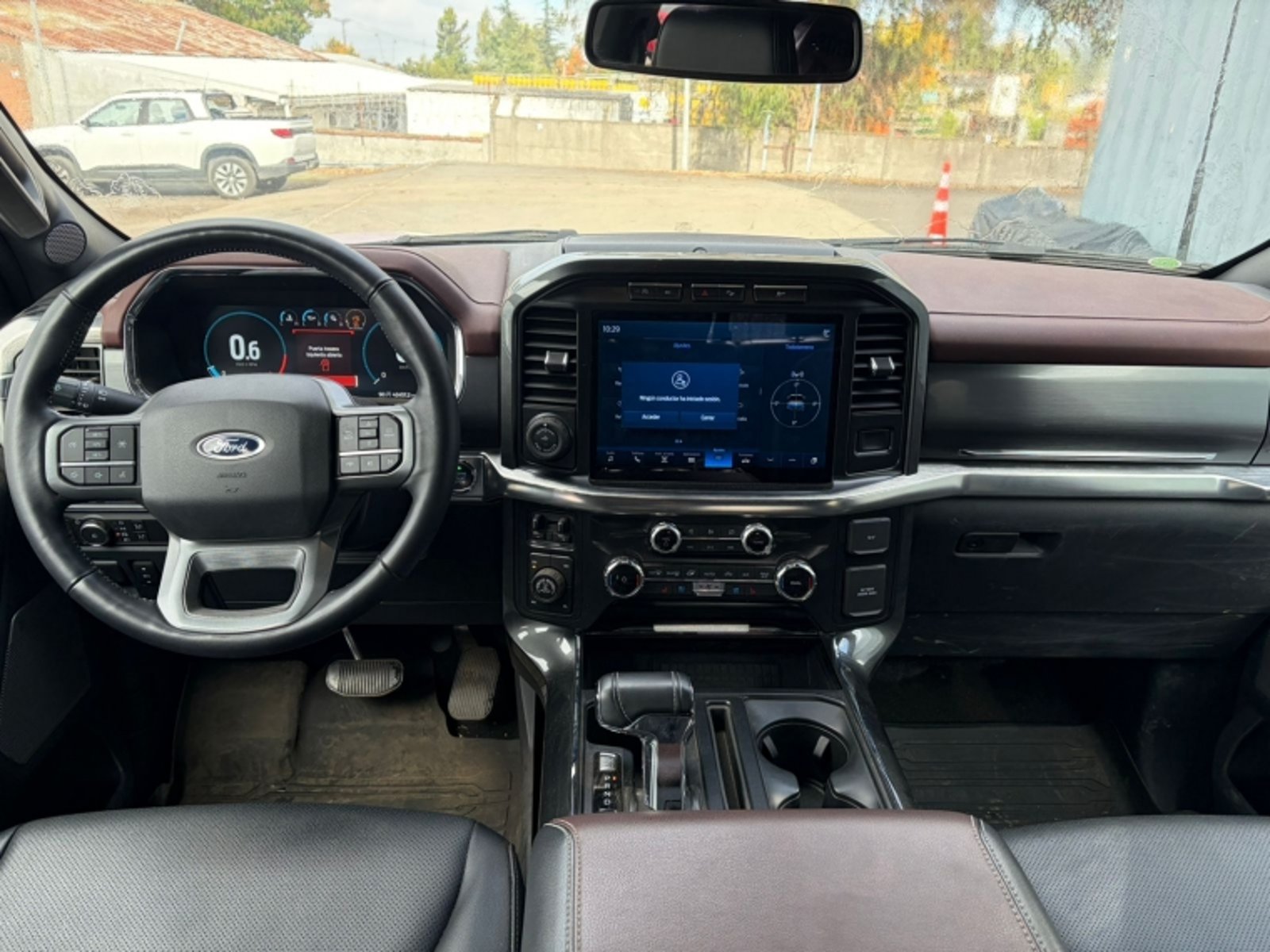 Ford F-150 LARIAT SPORT CC 5.0L AT 4X4 2023 - Imagen 7 de 10