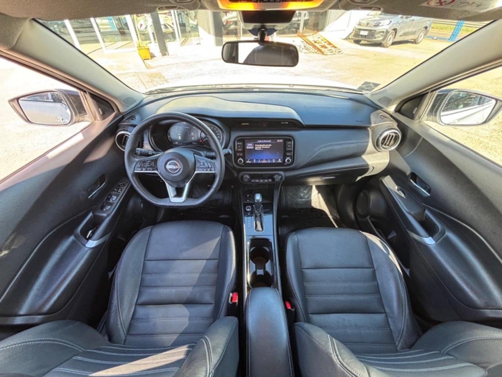 NISSAN KICKS 1.6 EXCLUSIVE AT 2024 - Imagen 11 de 15