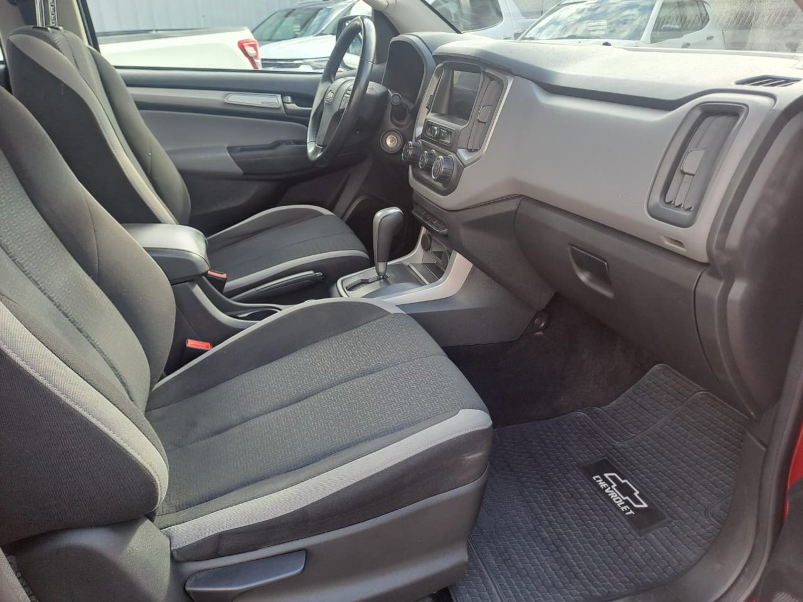 Chevrolet COLORADO 2.8 LT AT 4X4 DIESEL 2022 - Imagen 4 de 4