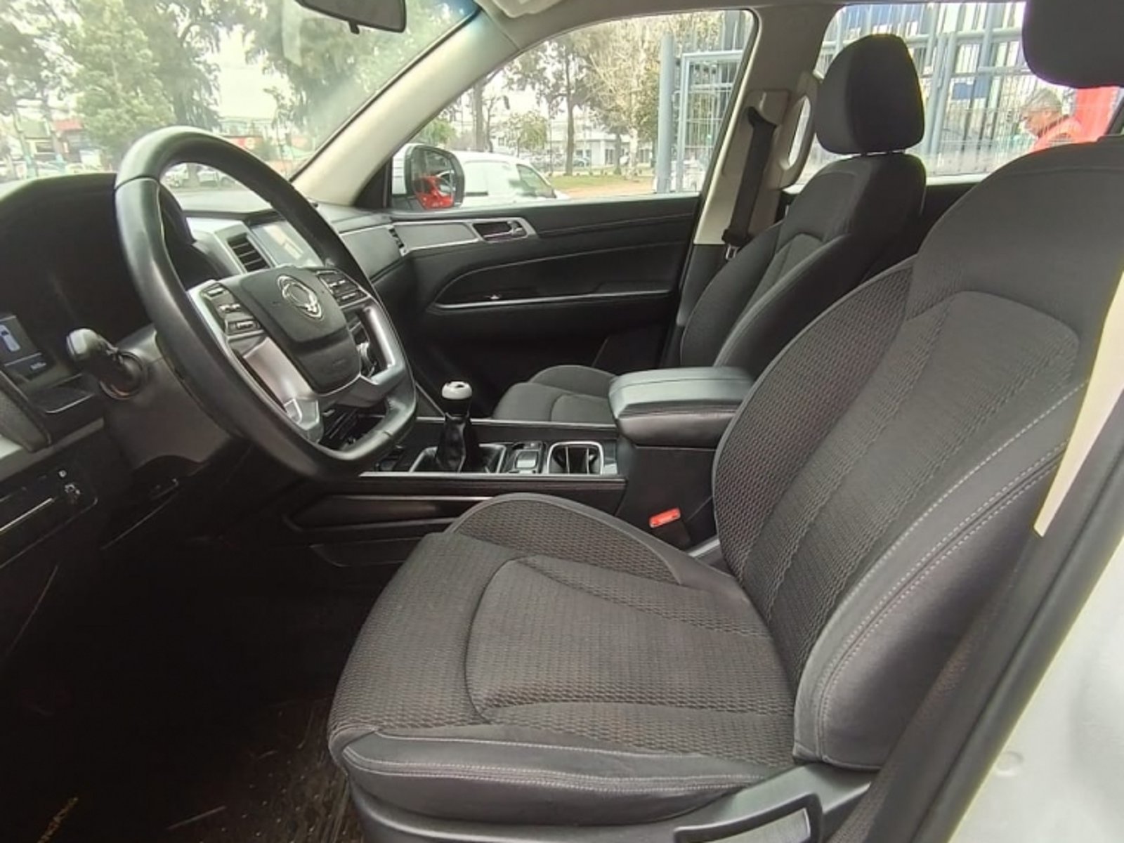 SsangYong REXTON 2.0 4X2 MT 2022 - Imagen 10 de 13