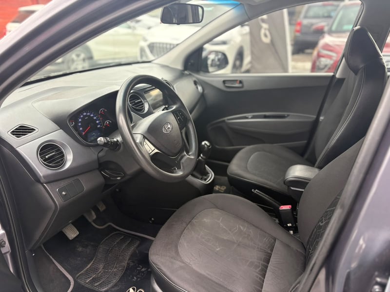 Hyundai GRAND I10 1.2 SDN GLS 2AB AC ABS MT 2020 - Imagen 9 de 12