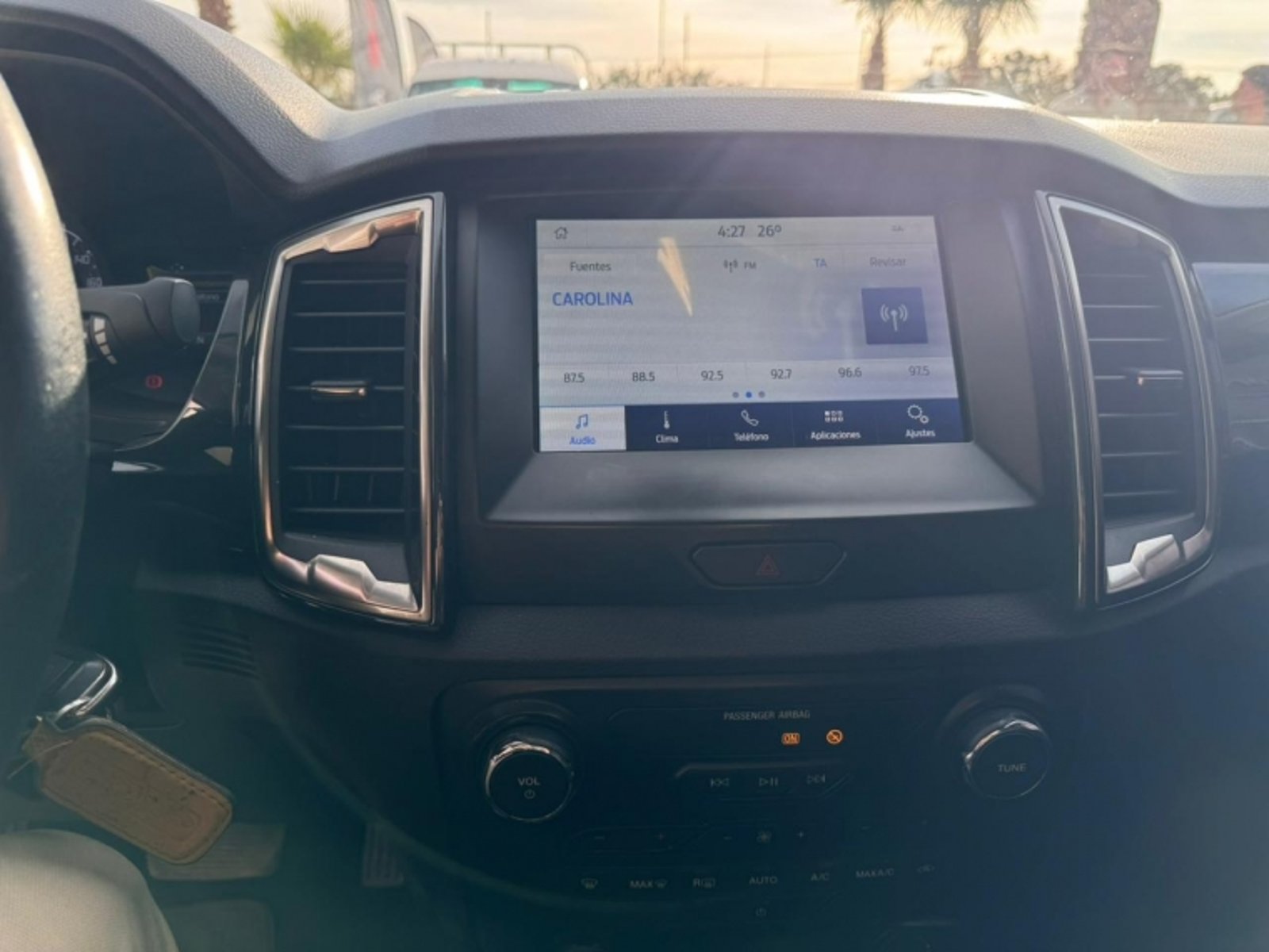 FORD RANGER 3.2 XL FX4 AT 4X4 DIESEL 2023 - Imagen 8 de 12