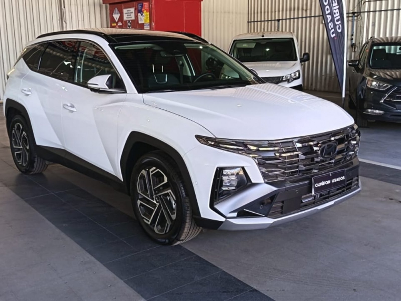 Hyundai TUCSON 1.6 T NX4 LIMITED AT 4X4 HIBRIDO 2026 - Imagen 3 de 14
