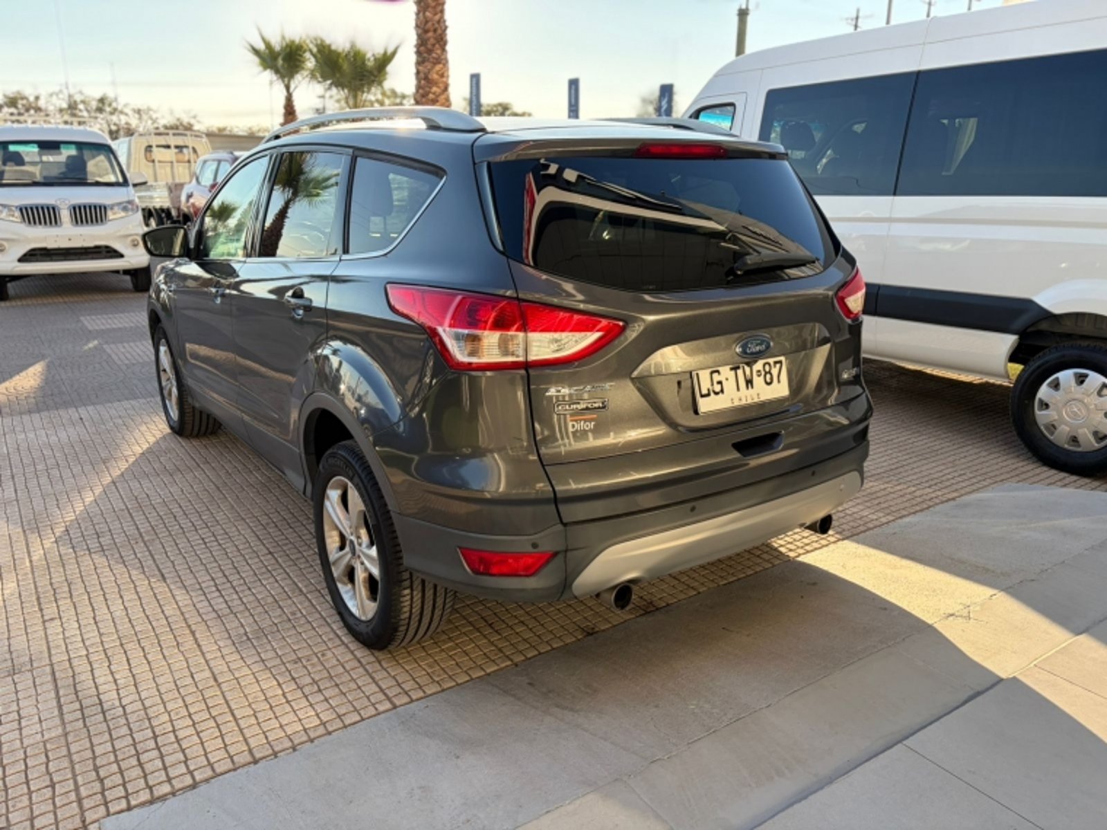 FORD ESCAPE 2.5 4×2 AT 2019 - Imagen 3 de 11