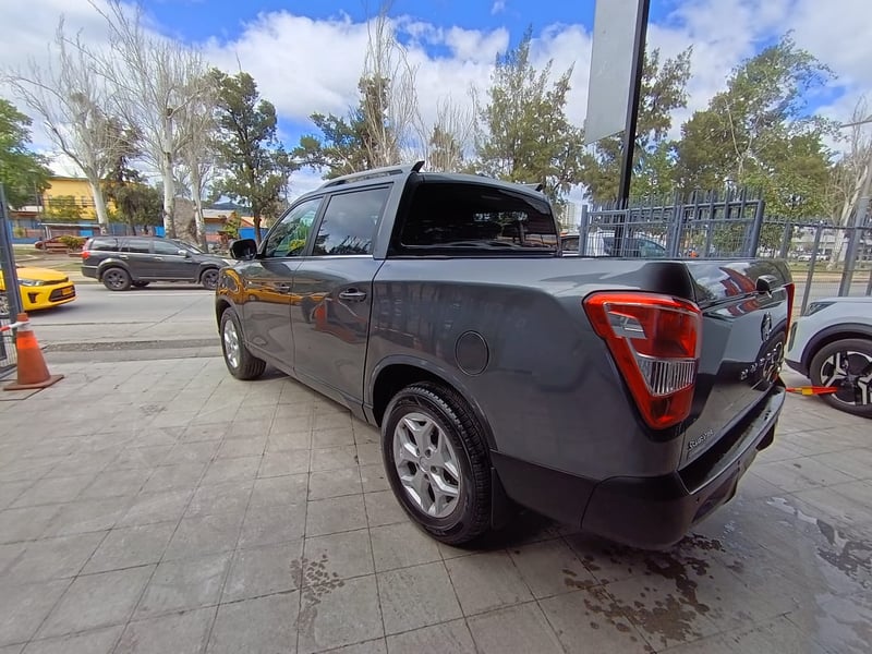SsangYong MUSSO 2.2 LIMITED PLUS MT 4X4 DIESEL 2025 - Imagen 8 de 17