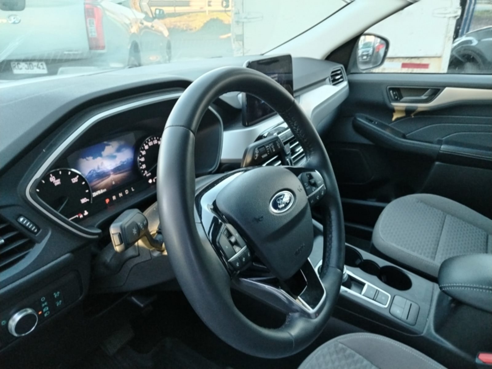 FORD ESCAPE 4X4 2.5 AUT HIBRIDA 2023 - Imagen 5 de 16
