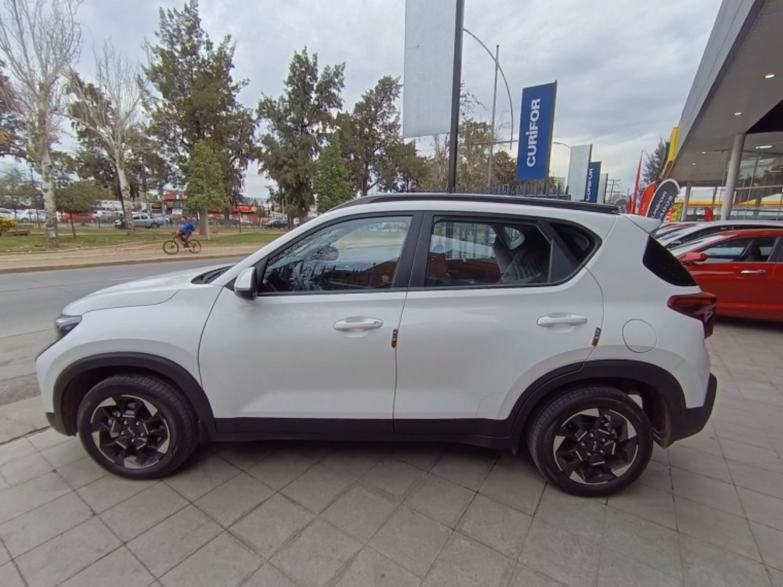 Kia SONET 1.5 LX EX AT 2025 - Imagen 7 de 16