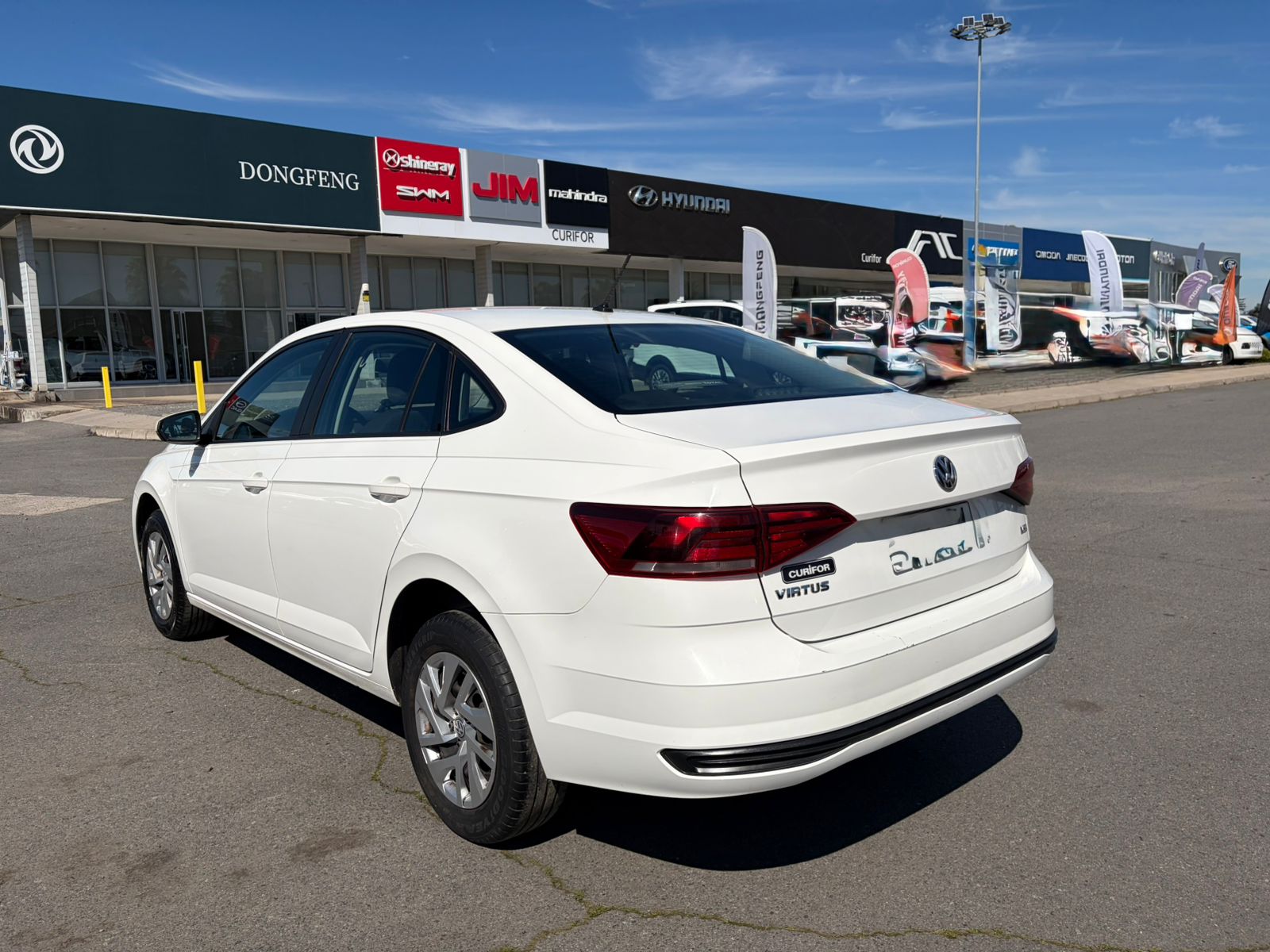 Volkswagen VIRTUS 1.6 TRENDLINE MT 2021 - Imagen 5 de 10