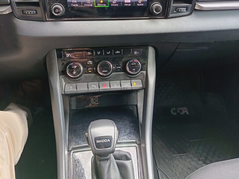 Skoda KAROQ 1.4 TSI SELECTION AT 2026 - Imagen 13 de 13
