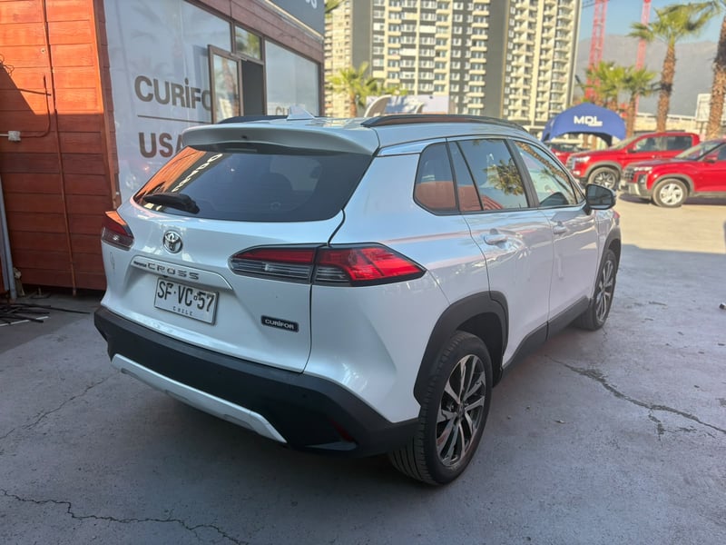 Toyota COROLLA CROSS 2.0 SEG AT 2022 - Imagen 5 de 15