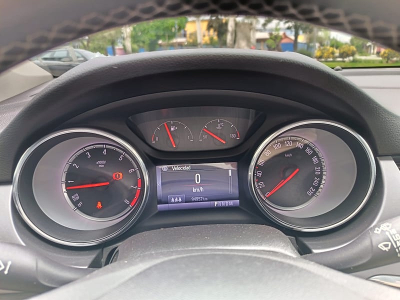 Opel ASTRA 1.4 ASTRA K ENJOY HB5 AT 2017 - Imagen 14 de 15
