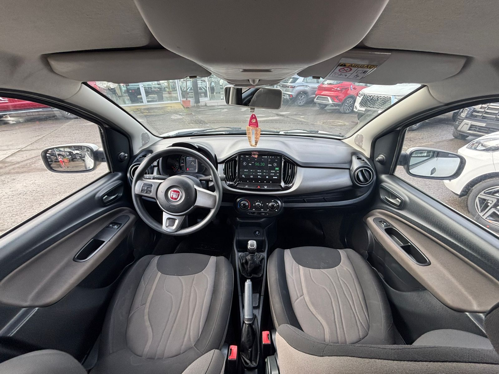 Fiat UNO 1.4 WAY EVO AA PLUS MT 2021 - Foto 3 de 3