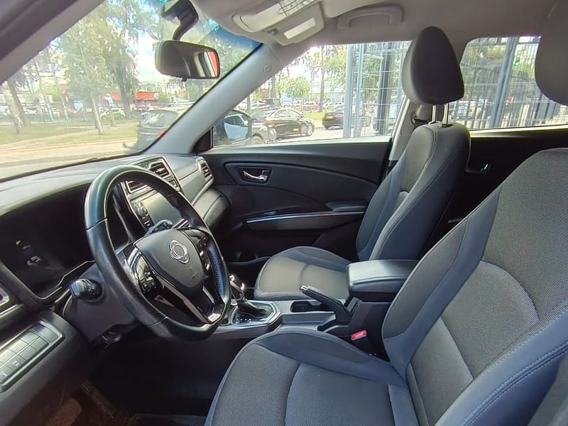 SsangYong TIVOLI 1.6 LIMITED AT 2022 - Imagen 11 de 15