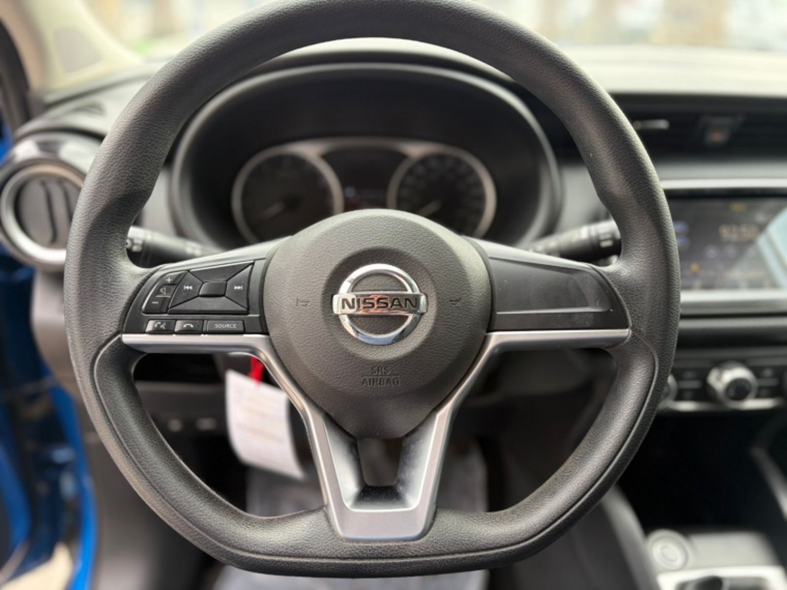 NISSAN KICKS 1.6 SENSE MT 2022 - Imagen 6 de 11