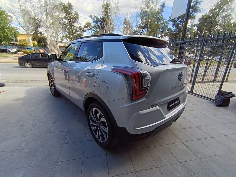 SsangYong TIVOLI 1.6 LIMITED AT 2022 - Imagen 7 de 15