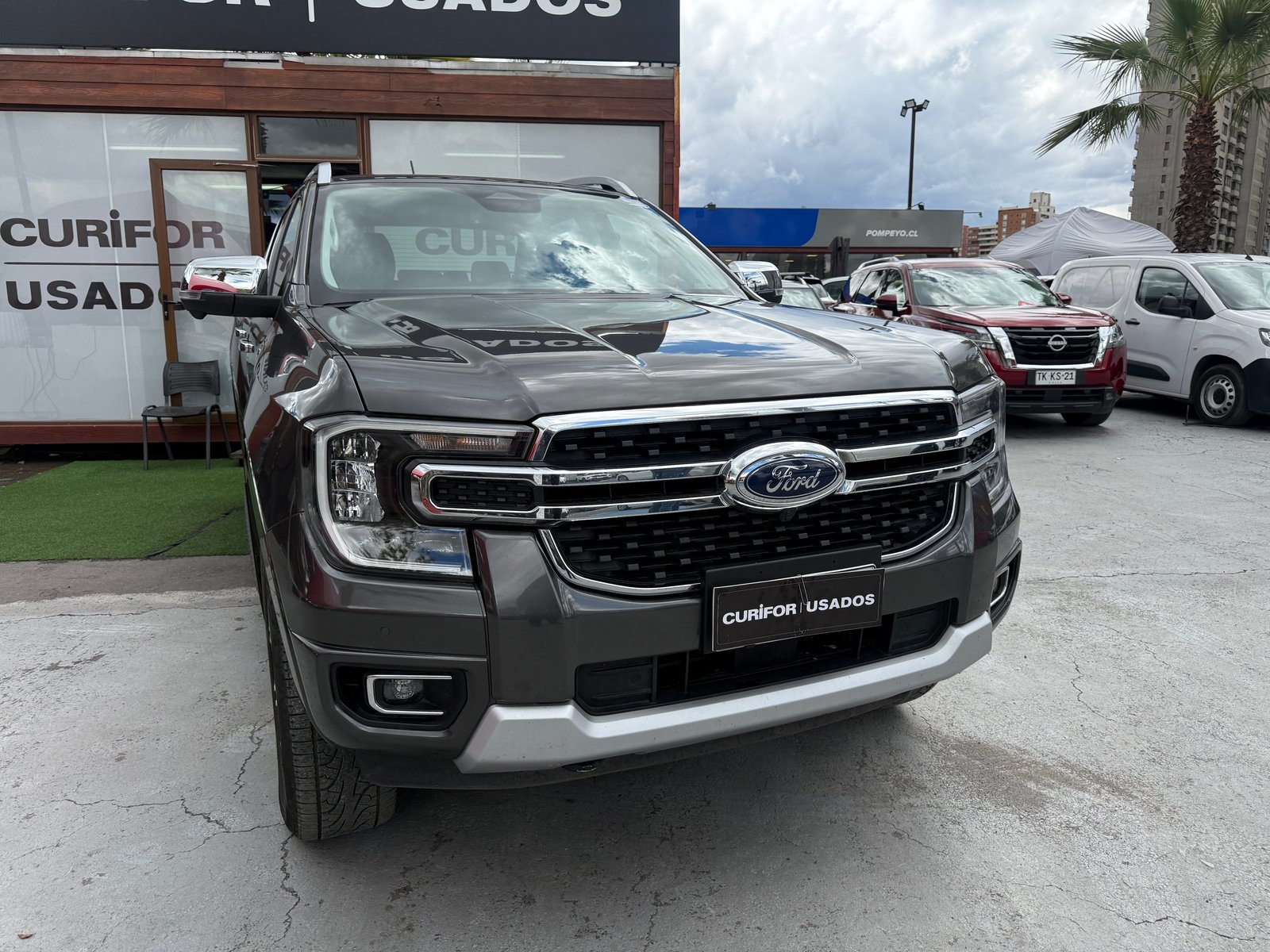 Ford RANGER 3.0 LIMITED AT 4X4 DIESEL 2025 - Foto 3 de 17