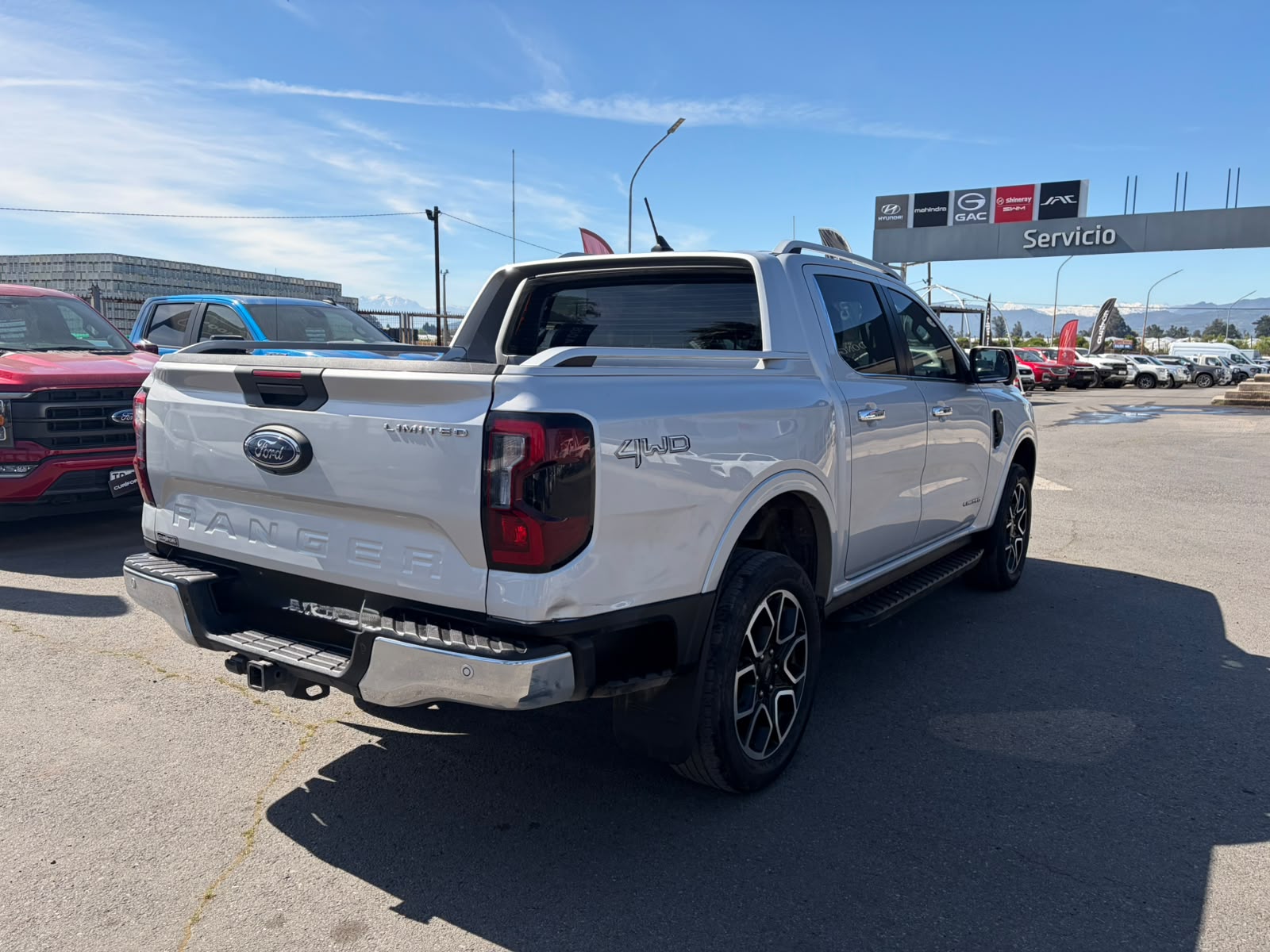 Ford RANGER 3.0 LIMITED AT 4X4 DIESEL 2024 - Foto 4 de 10